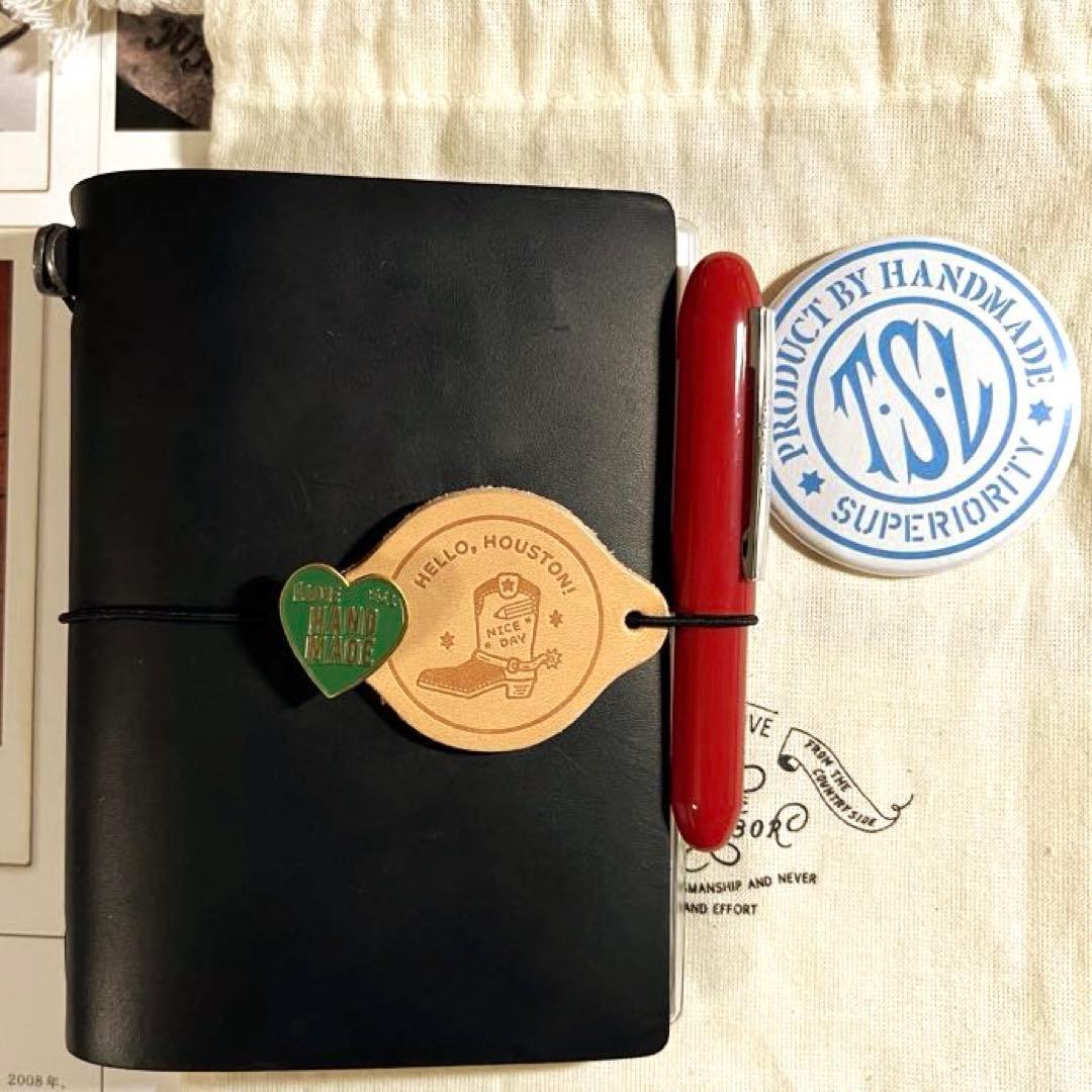 USEDトラベラーズノート パスポートサイズ ブラック財布化仕様にカスタマイズ