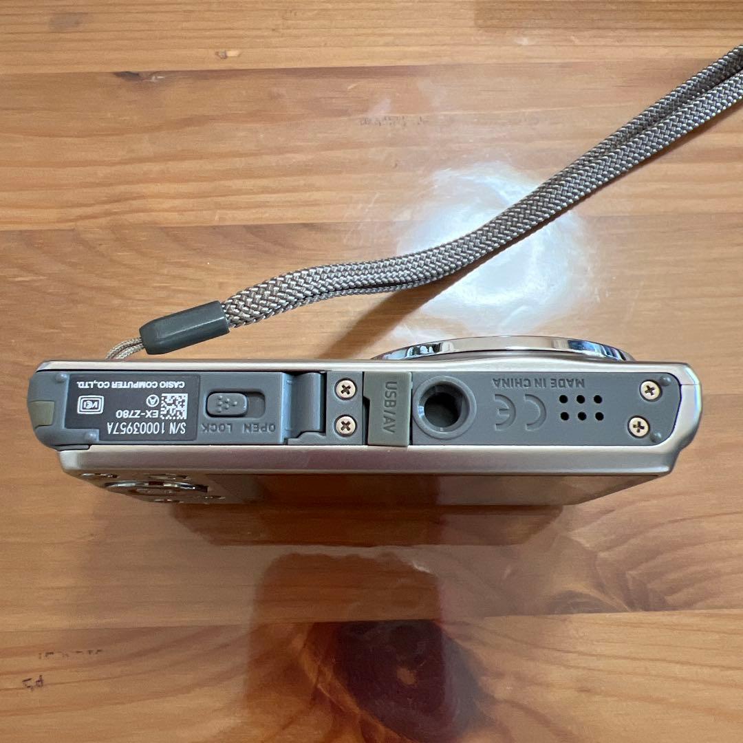 CASIO EXILIM EX-Z780 コンパクトデジタルカメラ