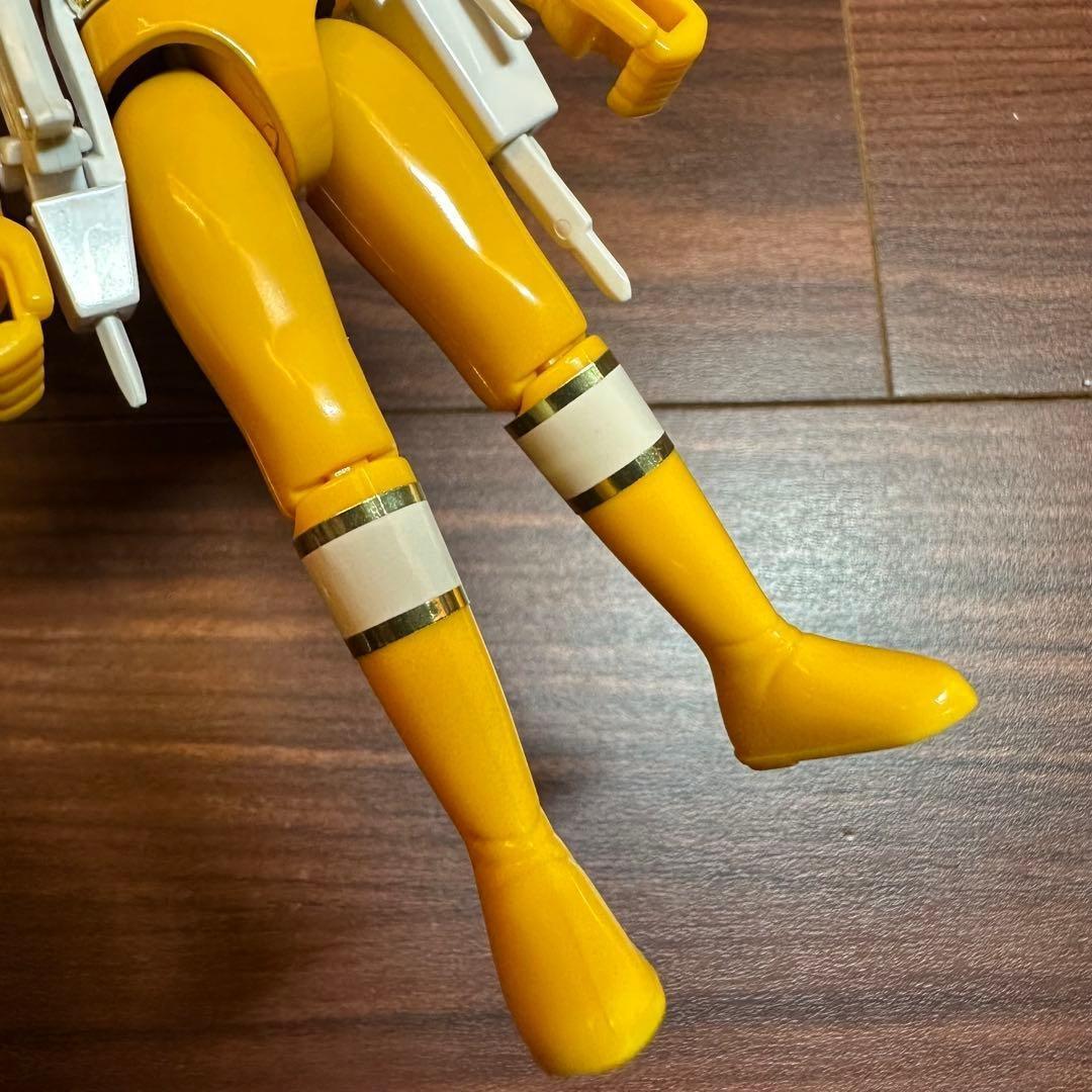 超合金 五星戦隊ダイレンジャー キリンレンジャー 4667