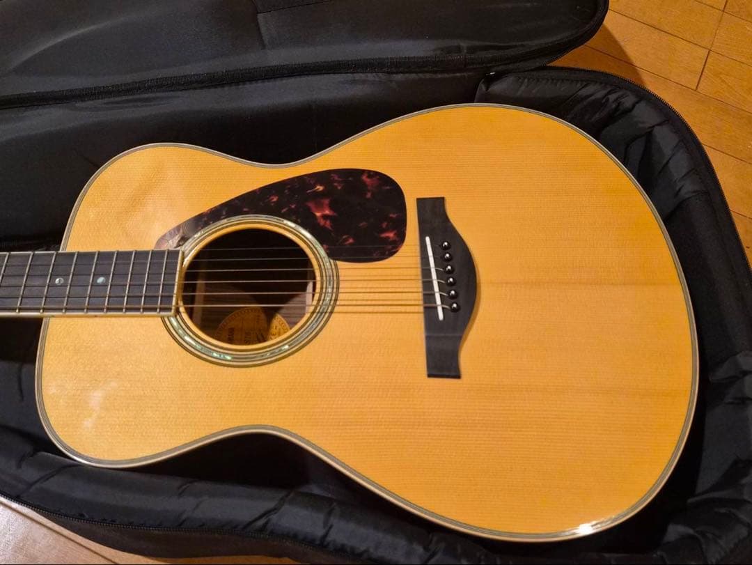 美品　YAMAHA LS16ARE アコースティックギター ナチュラル エレアコ