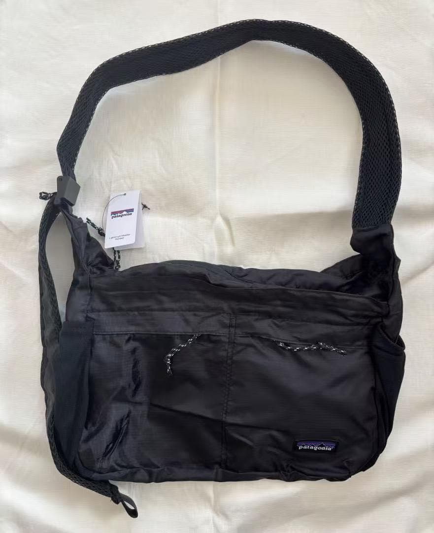 Patagonia ライトウェイトラベル クーリエ ショルダーバッグ