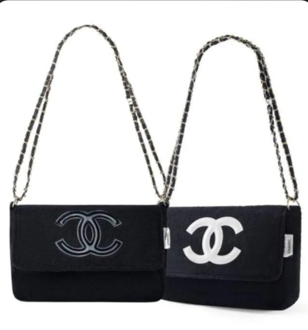 CHANEL ノベルティ黒 ショルダーバッグ ホワイトロゴ付き