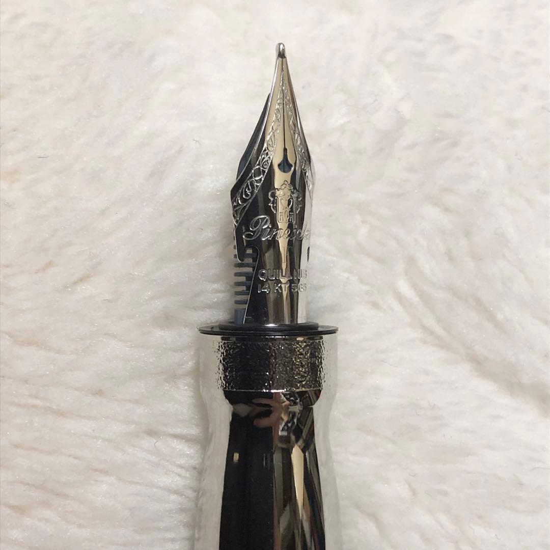 新品未使用 廃番 ピナイダー ジェムストーン 万年筆 マカライトグリーン ニブF