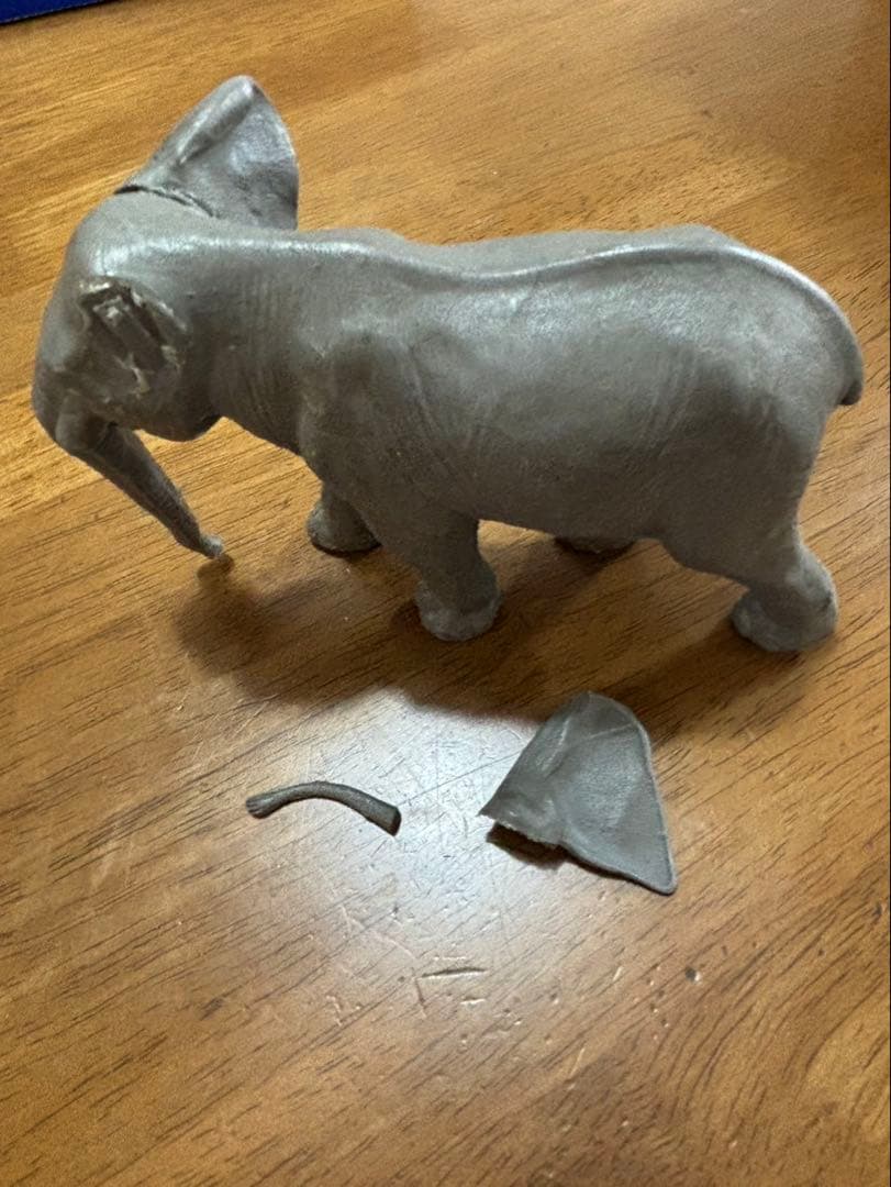 動物　フィギュア