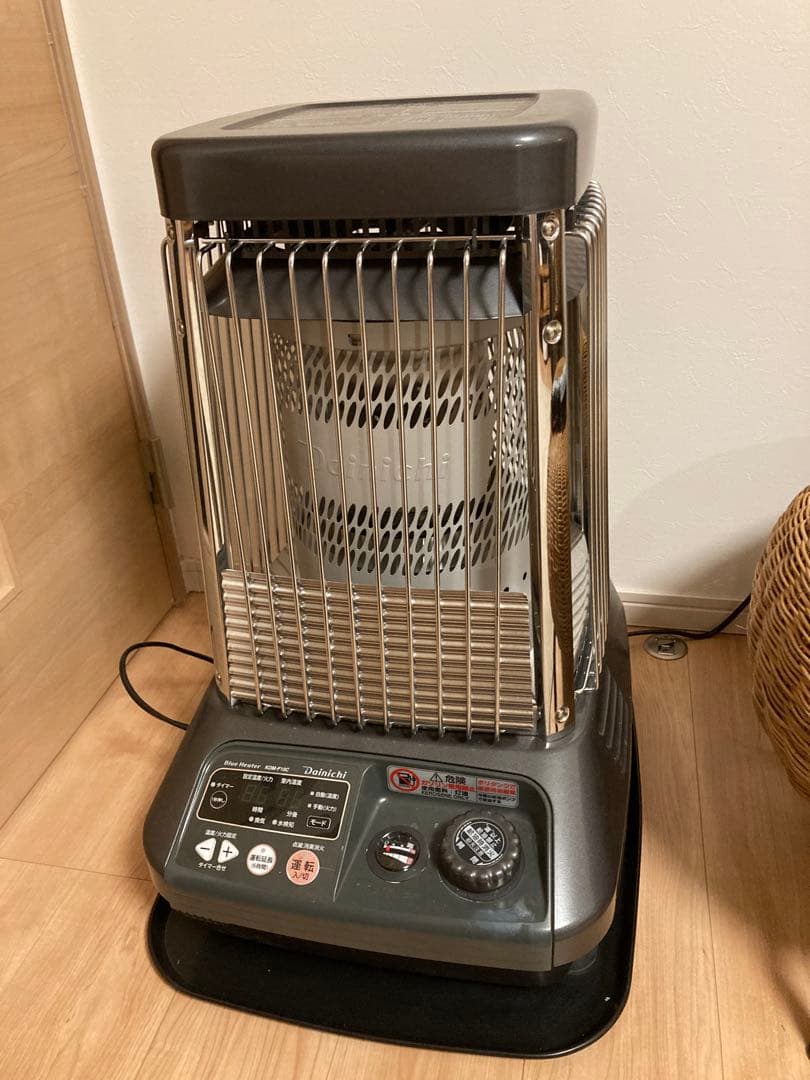 ダイニチ 業務用　石油ファンヒーター 木造26畳KDM-F10C
