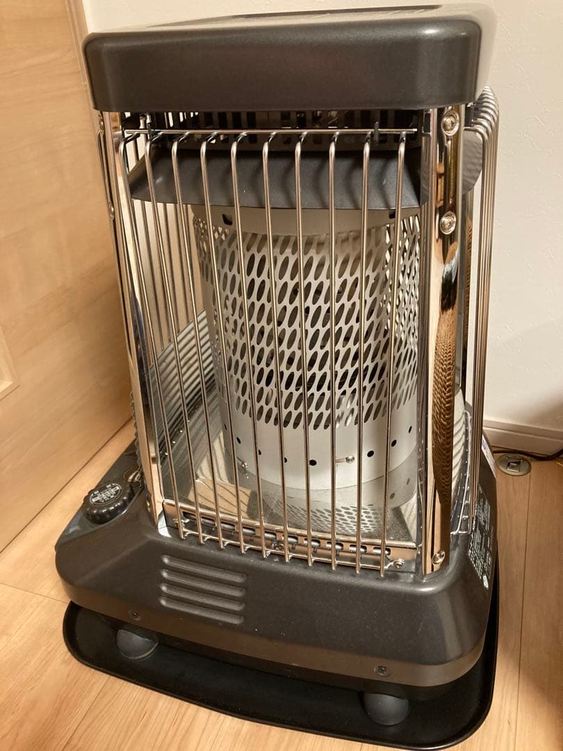 ダイニチ 業務用　石油ファンヒーター 木造26畳KDM-F10C