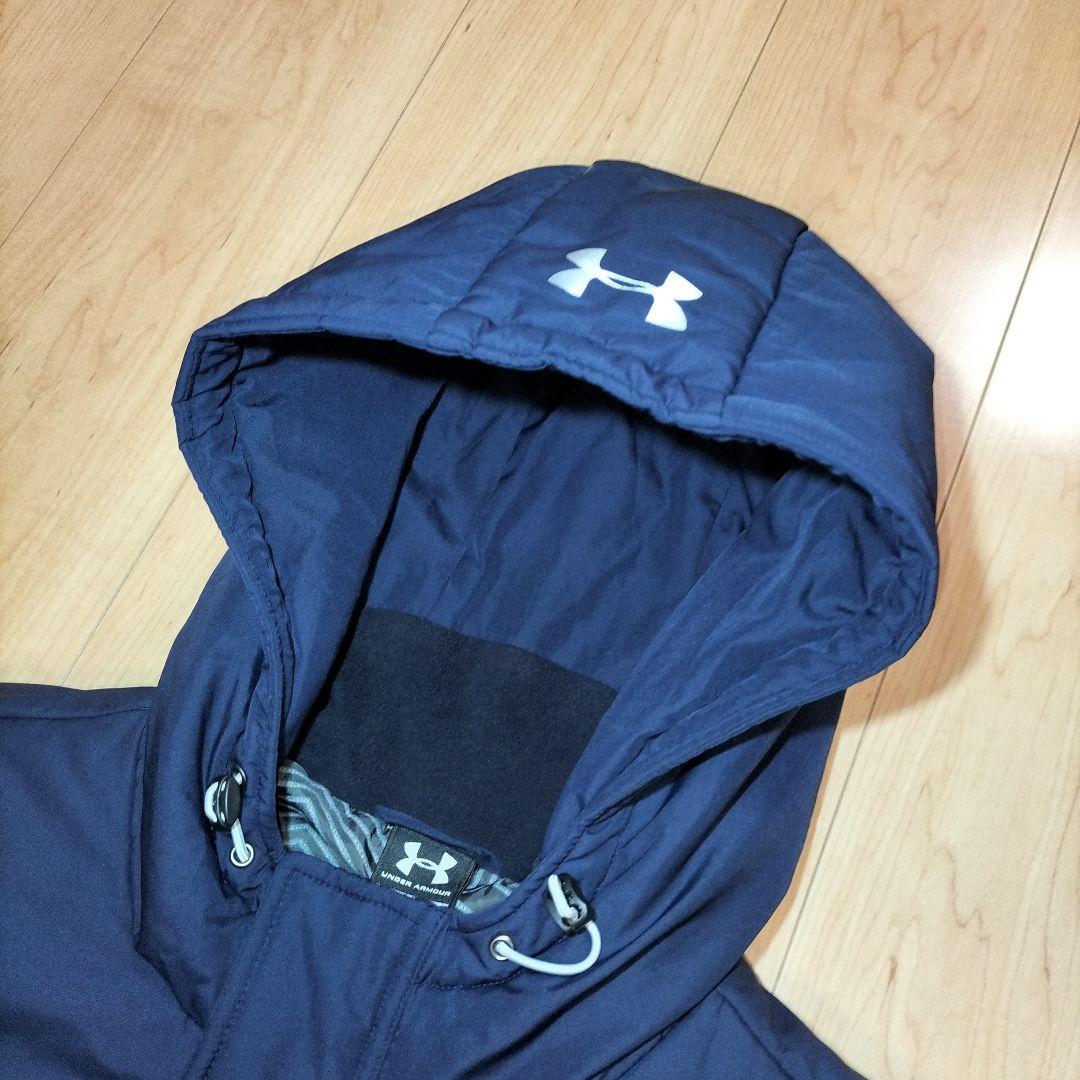 ひまわり　Lサイズ 美品【アンダーアーマー】ベンチコート 中綿入り 軽量＆