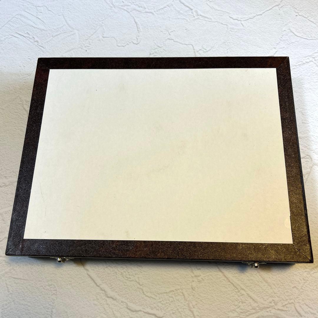 砂　【訳あり未使用】ラッキーウッド 18-12 (26本)カトラリーセット