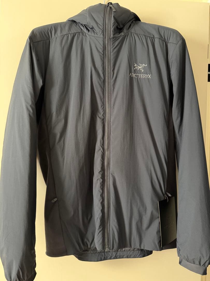 ☆タグ付新品未使用☆アークテリクス アトムフーディ