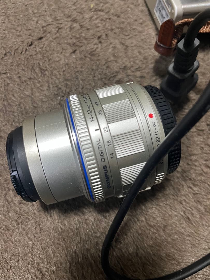 オリンパス ペン E-P2 レンズキット＋パンケーキレンズ