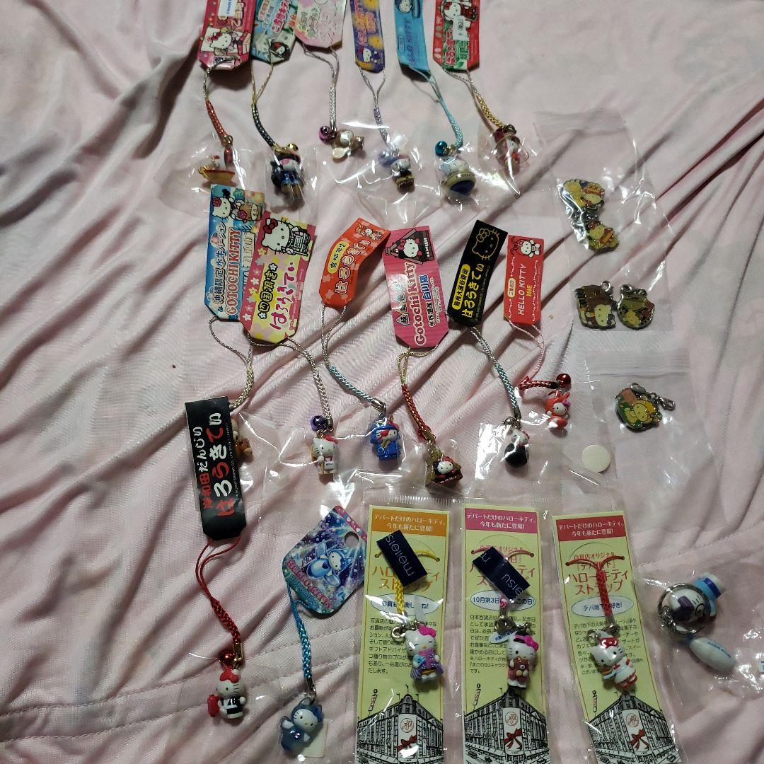 ハローキティ　ご当地ストラップ　キーホルダー