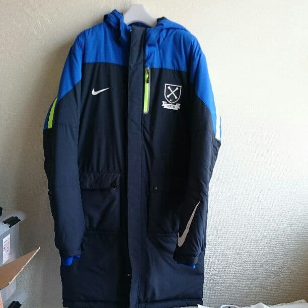 ナイキ NFTB ダウン サイズＬ サッカー