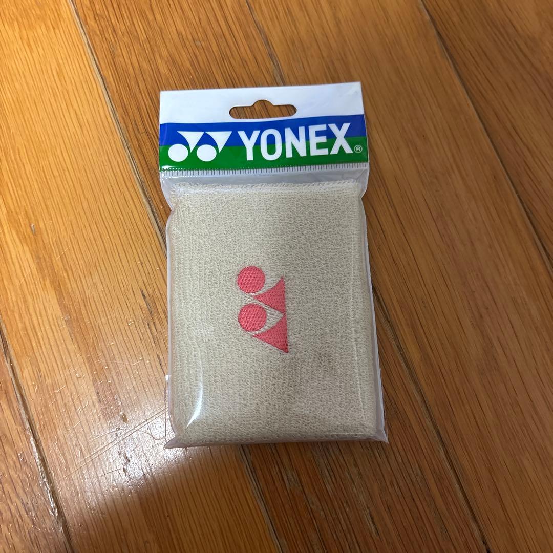 YONEX テニスウェアセット（Tシャツ、ショーツ、キャップ）キャスパー　ルード