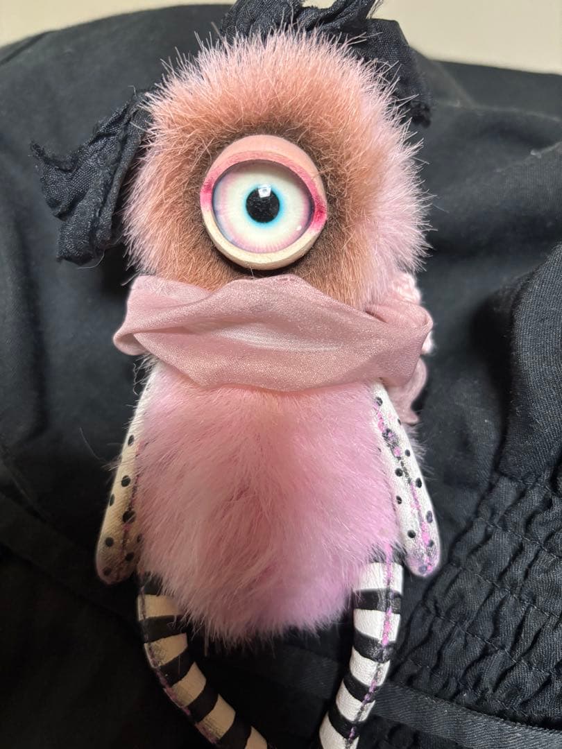 【ひとつ目のぬいぐるみ】