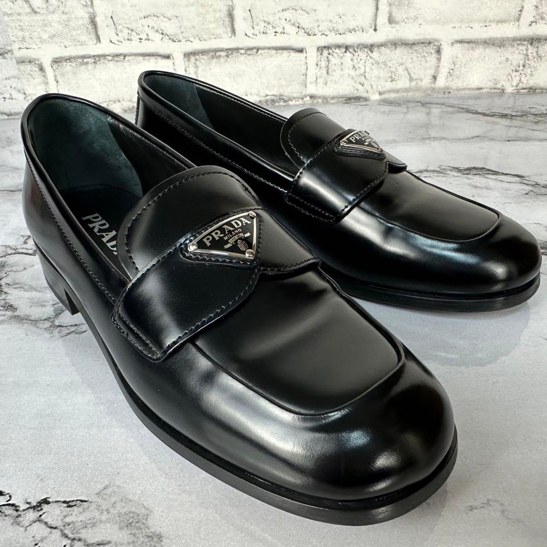 ほぼ未使用✨プラダ ブラッシュドレザー 三角ロゴ ローファー 付属品完備