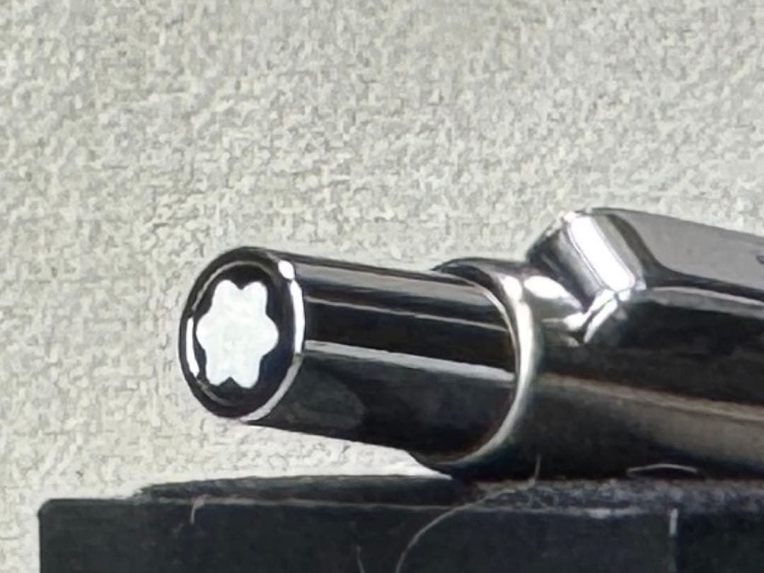 【新品未使用】MONT BLANC シルバーボールペンスリムライン