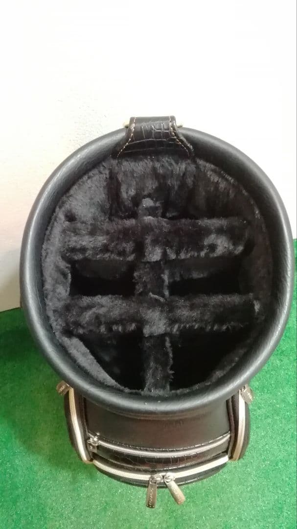 CORAGIO コラッジオ　ワニ柄 キャディバッグ　ブラック　型押し