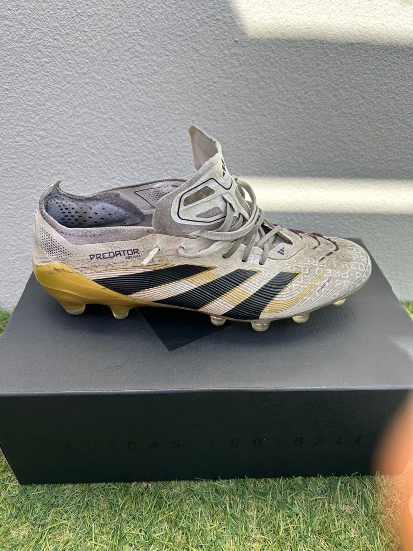 ※2足セット　adidas Predator サッカーシューズ