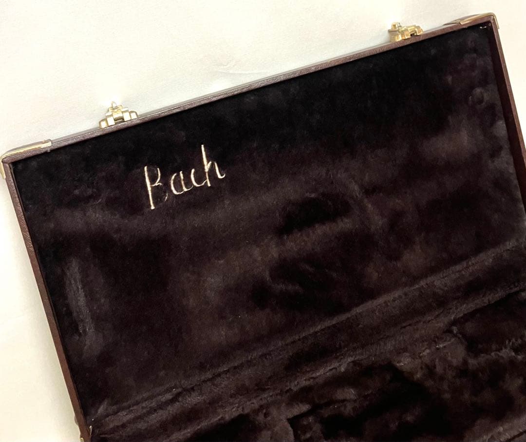 希少 送料無料 Bach バッチ トランペット ハードケース 旧ケース