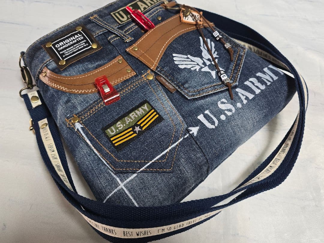 デニムリメイクトートバッグ 大きめ 上部ファスナー ＆サコッシュ 本革使用