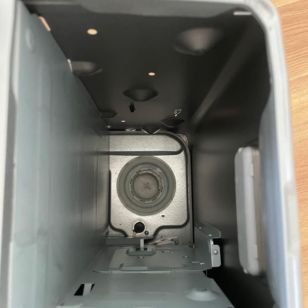 ダイニチ 石油ファンヒーター シルバー