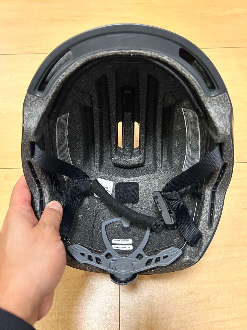 【BOA搭載】オークリーOakleyスノーボードヘルメット MOD1 Mサイズ黒