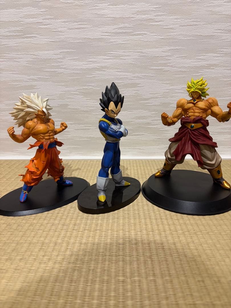 ドラゴンボール フィギュア 3体セット（ブロリー、ベジータ、スーパーサイヤ人3）