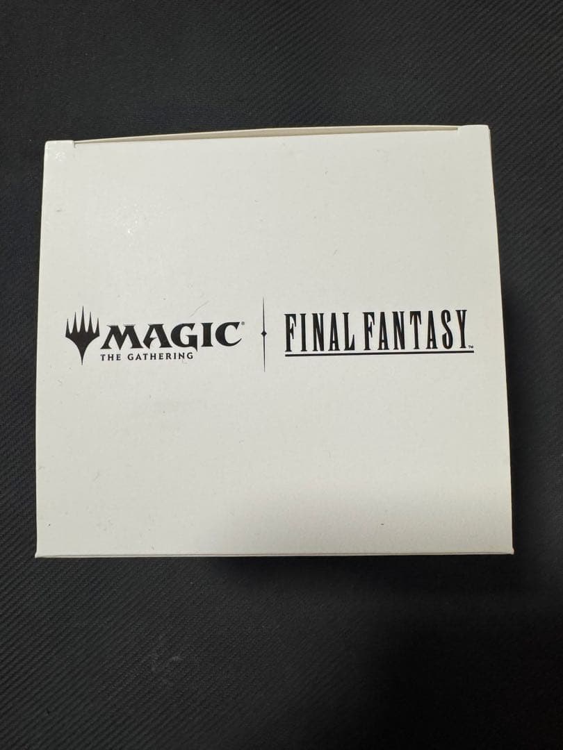 mtg ウルトラプロ　FF クラウド　デッキケース