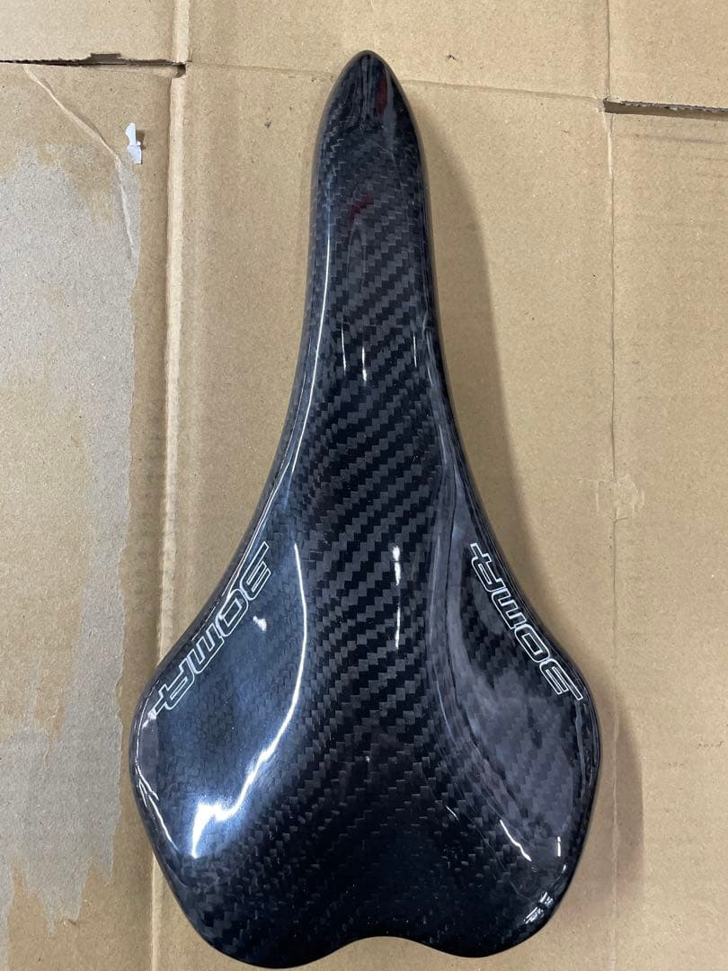 BOMA カーボンサドル