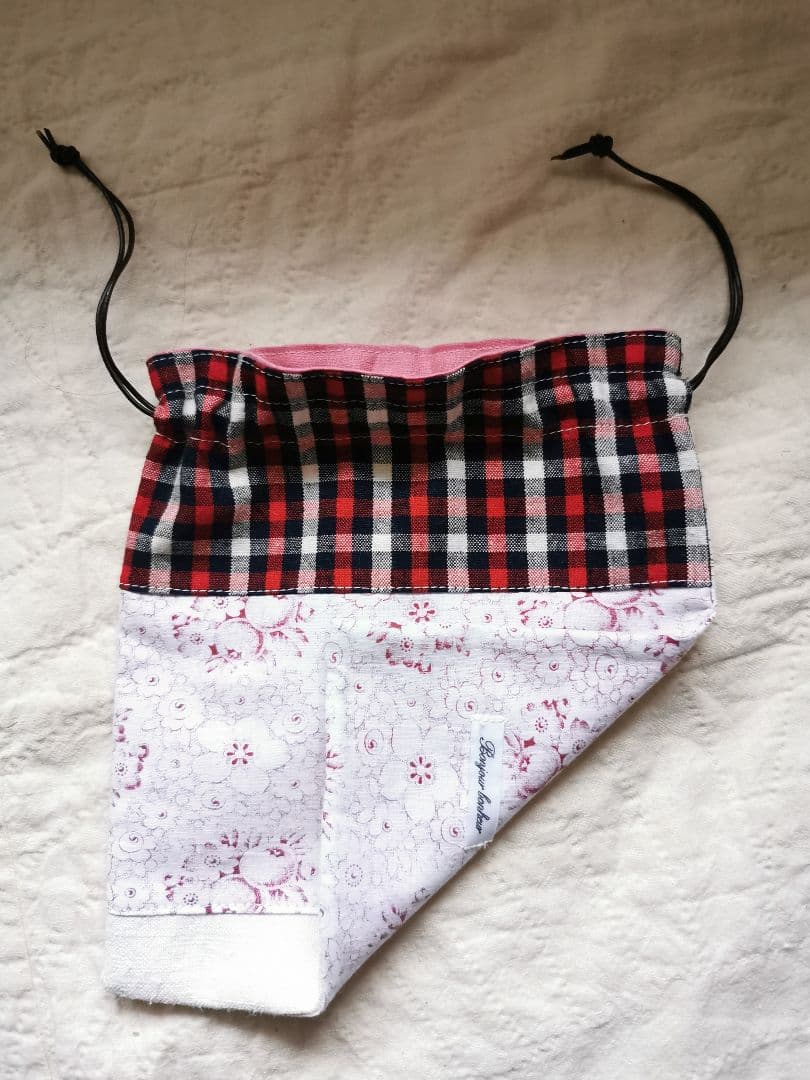 ハンドメイド✃アンティークドイツ果実薔薇柄 ホームスパンリネン格子巾着 レース付