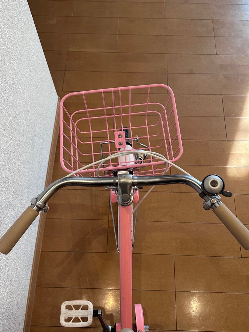 子供用　自転車 キッズ　サイクル　20インチ　前面バスケット付き