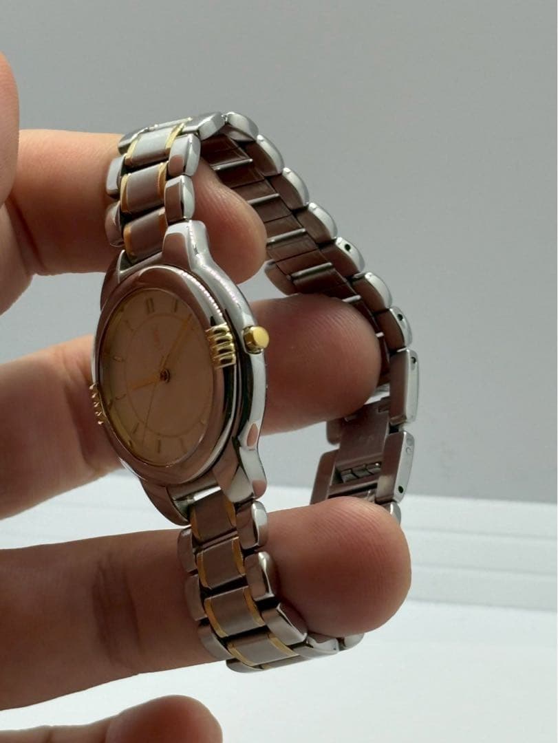 新品電池 YSL イヴサンローラン ユニセックス腕時計 アイボリー