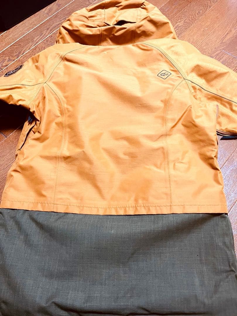 BONFIRE スノーボードウェア