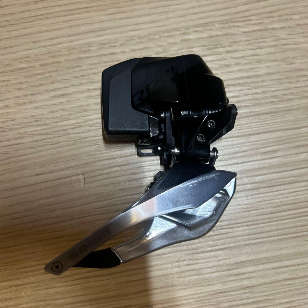 SRAM RED eTap AXS フロントディレイラー