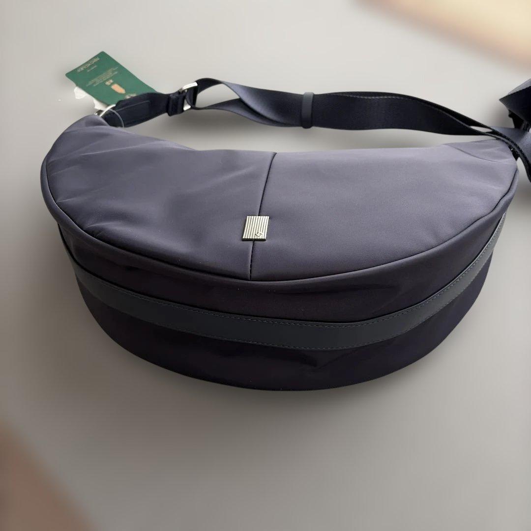 サムソナイト ネイビー ハーフムーン ショルダーバッグ 新品タグ付