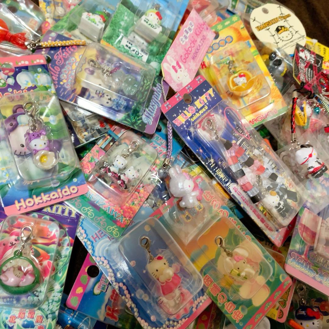 ご当地キティ　68個　根付　ファスナーマスコット　パンク/新宿ver.キティ等