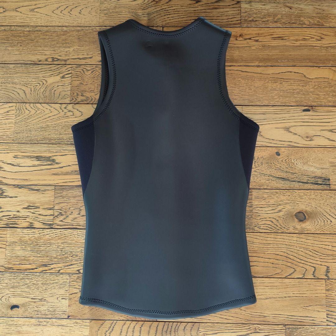 DEUS ラバーベスト 2mm メンズL タッパー サーフィン ウエットスーツ