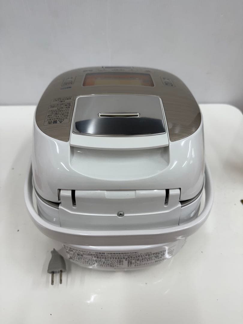 炊飯器・餅つき機 TOSHIBA RC-10VQK