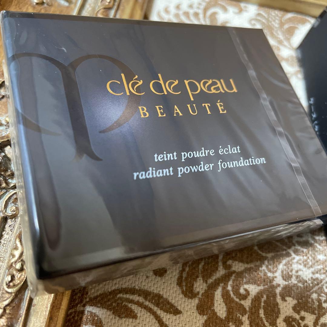 クレ・ド・ポー ボーテ　タンプードルエクラ オークル00 レフィル&ケースセット