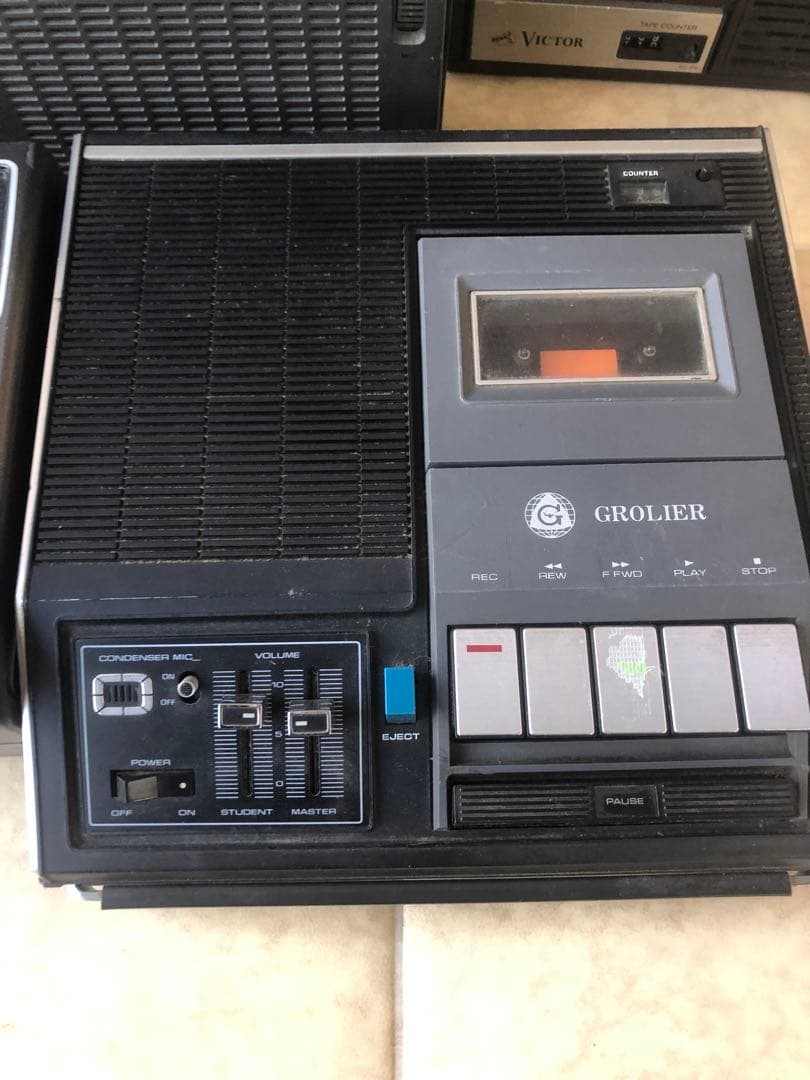 SONY カセットレコーダーCF-1950などジャンク品ラジオ5台(G23)