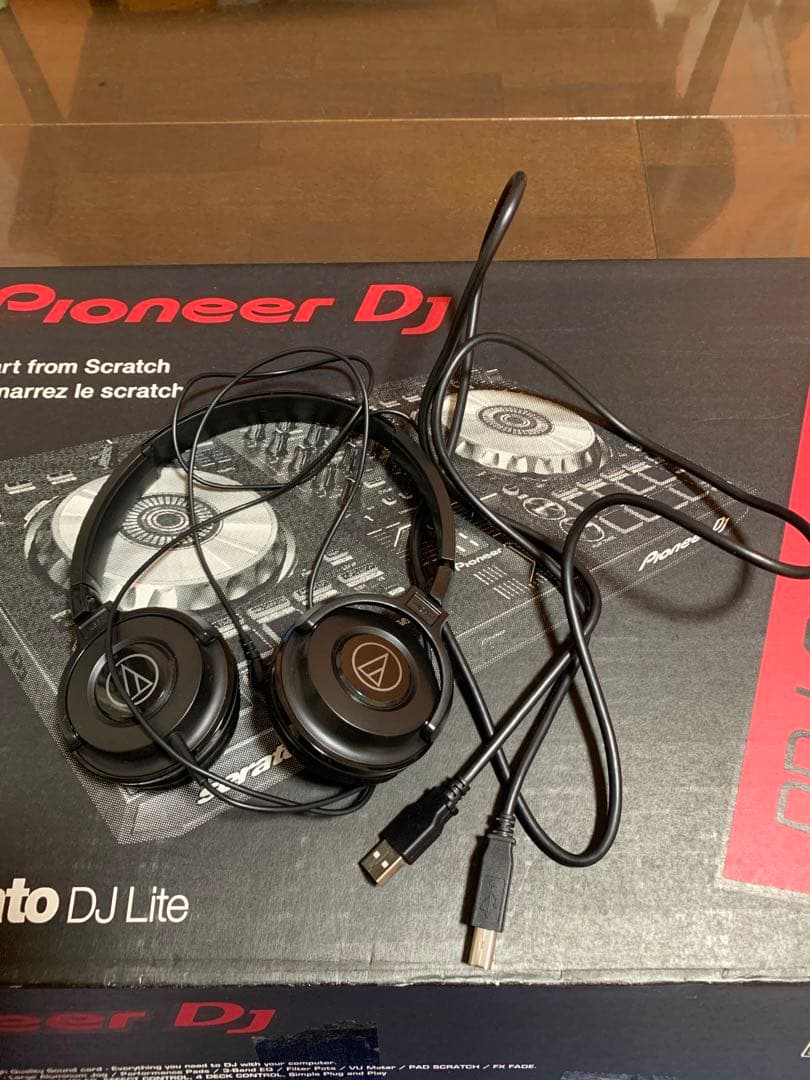 Pioneer DJ DDJ-SB3 コントローラー　ターンテーブル