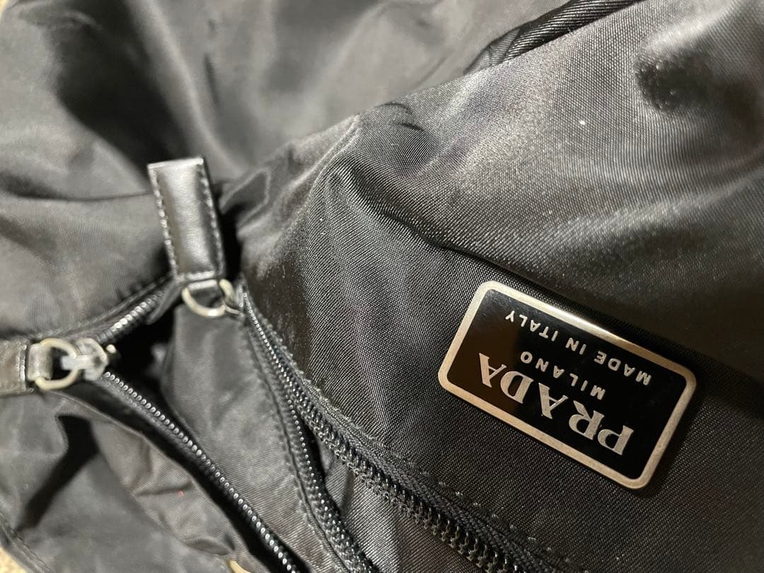 PRADA プラダ　ナイロン　ブラック　ショルダーバッグ