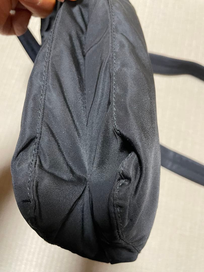 PRADA プラダ　ナイロン　ブラック　ショルダーバッグ