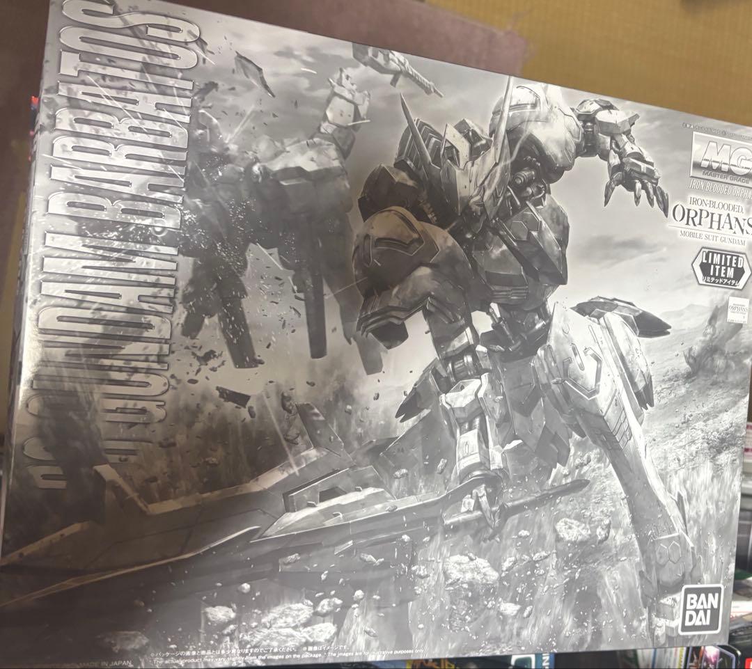 【美品】 ＭＧ 1/100 ガンダムバルバトス チタニウムフィニッシュ