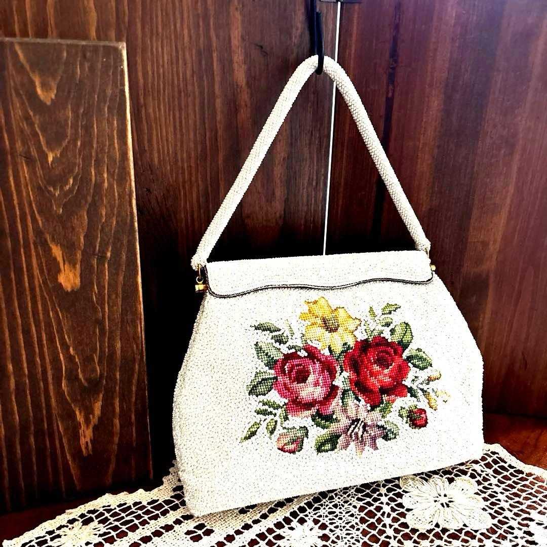 プチポアン　マイクロビーズ　 ハンドバッグ