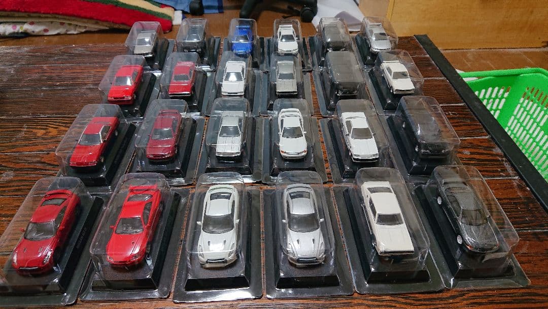 Nissan GT-R ミニカーコレクション 1/64