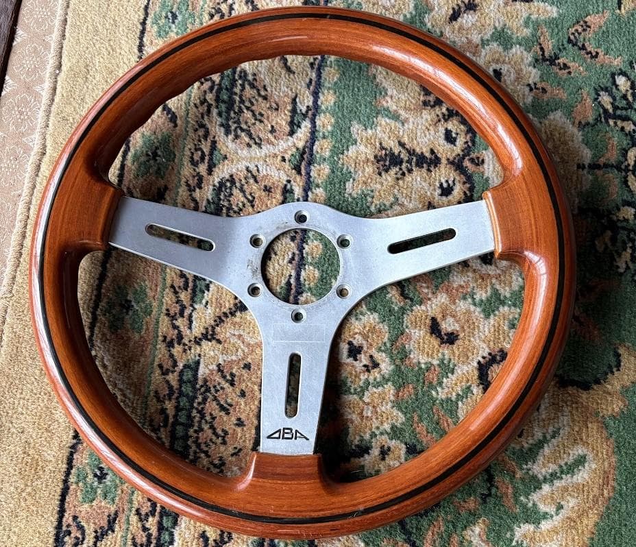 【山猿様】ABA（イタリア製）を お送りします。