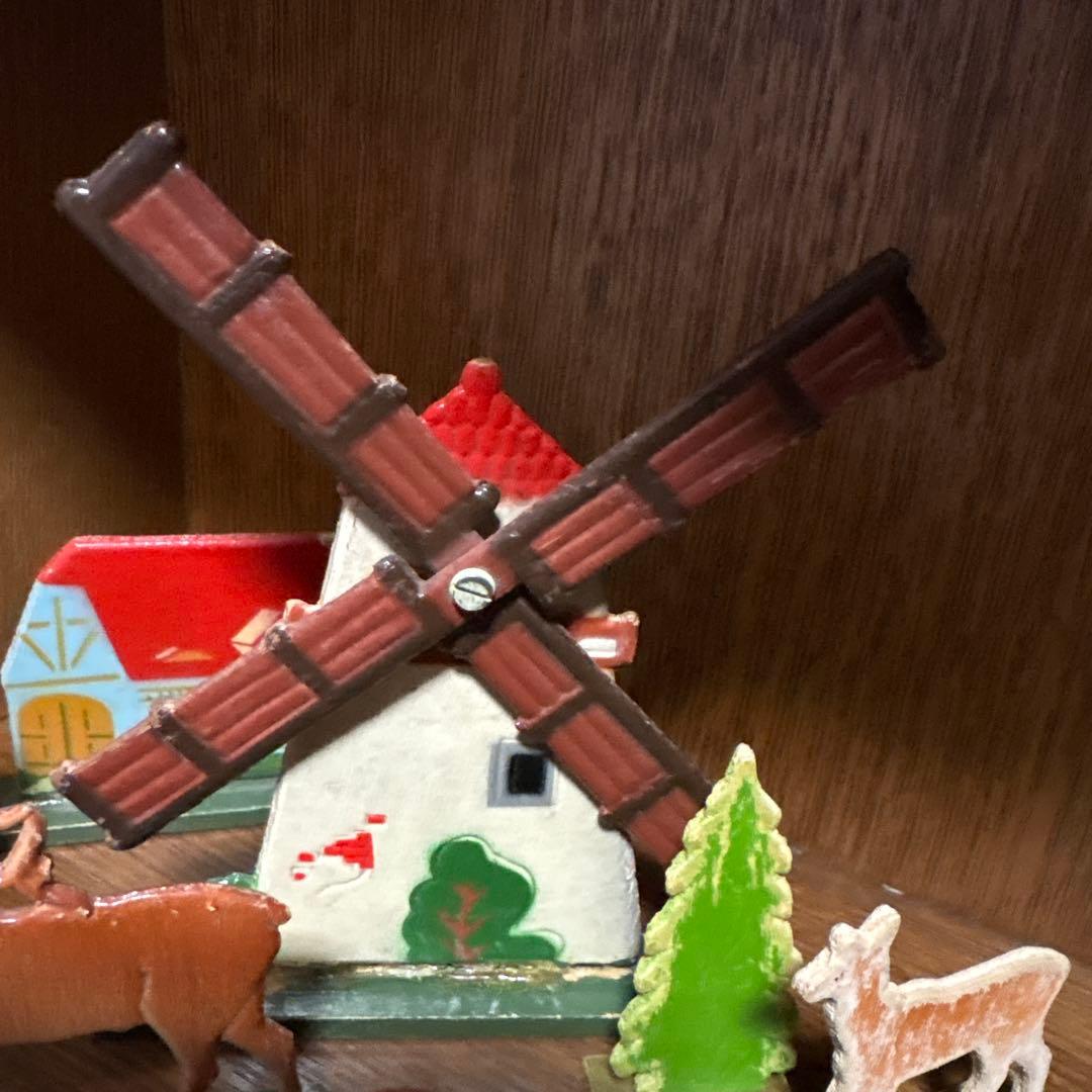 ドイツ　木製　プレート　ヴィンテージ 動物セット