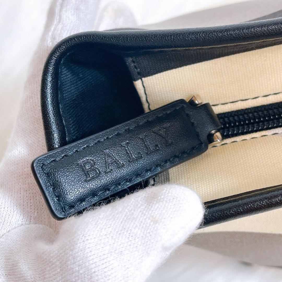 バリー　ビジー　Bロゴ　キャンバス　ハンドバック　Bモチーフ　マルチカラー