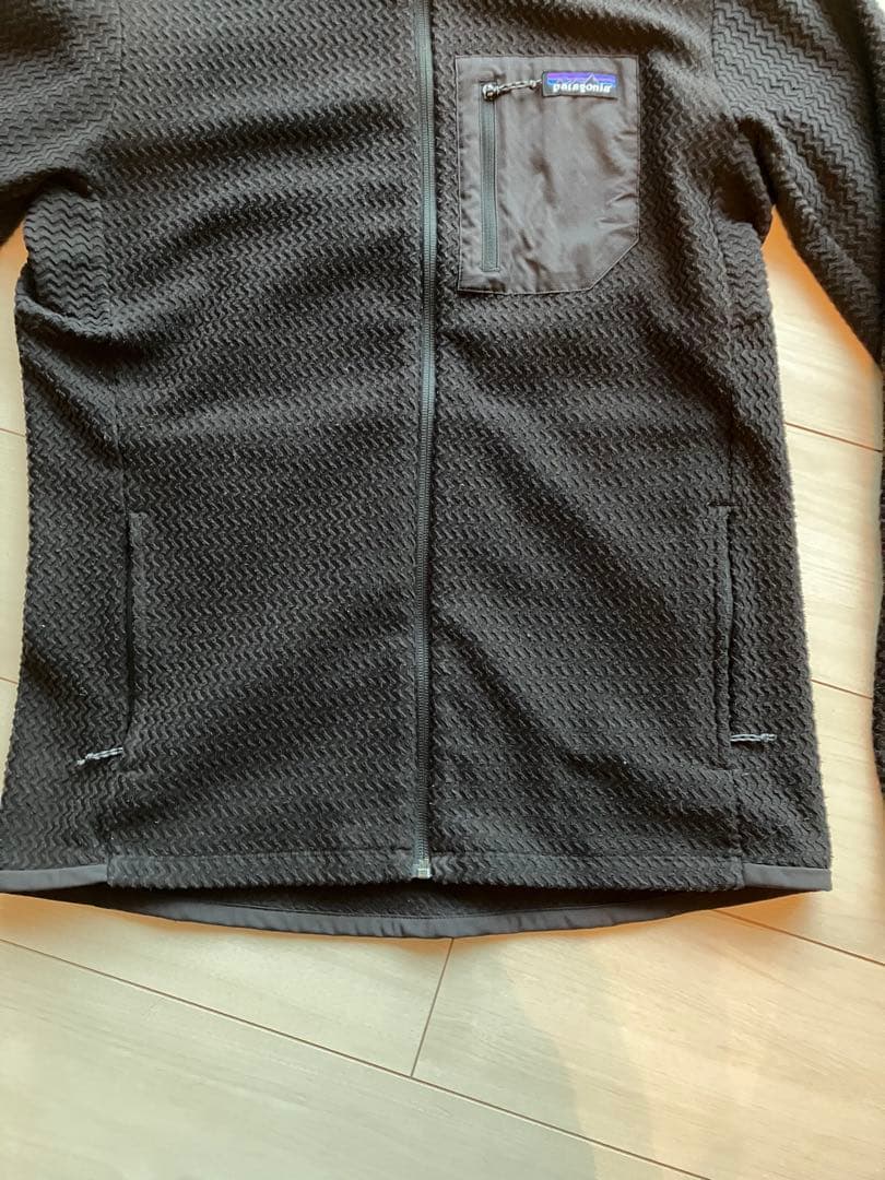 patagoniaパタゴニア•R1エアフルジップフーディ•M・Blackブラック
